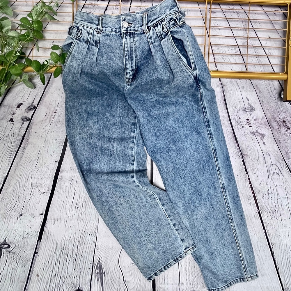 Forever 21 Women's Jeans Pleated Wide Leg Size 27
